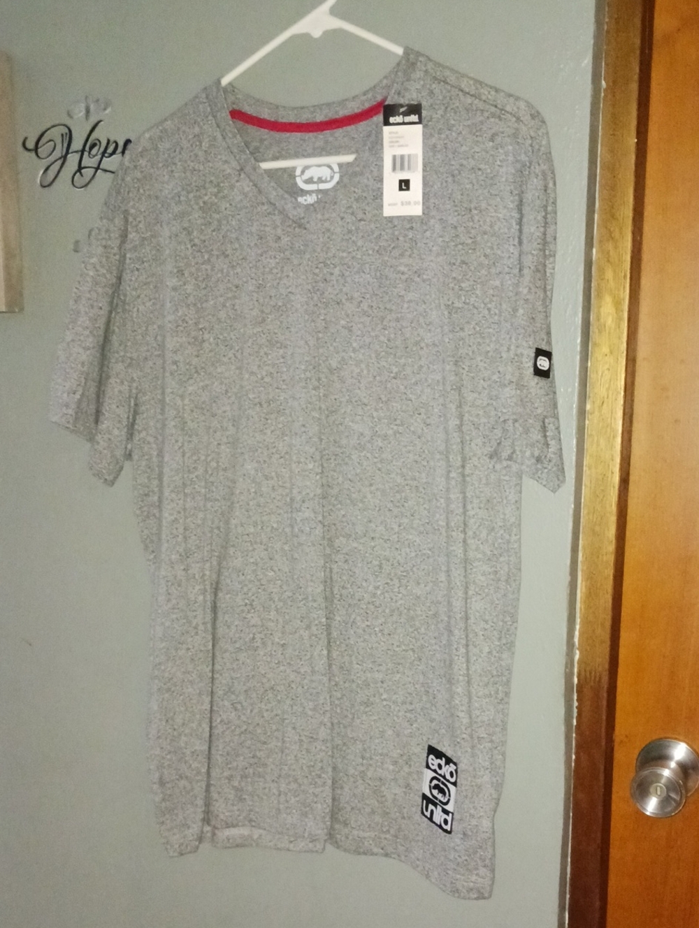 Ecko Unlimited Men's Heather Gray V-Neck Tee with Red Trim